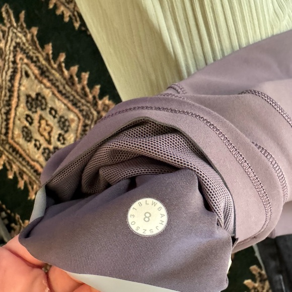 Lululemon In Movement Crop *Everlux 19" - Picture 7 of 7